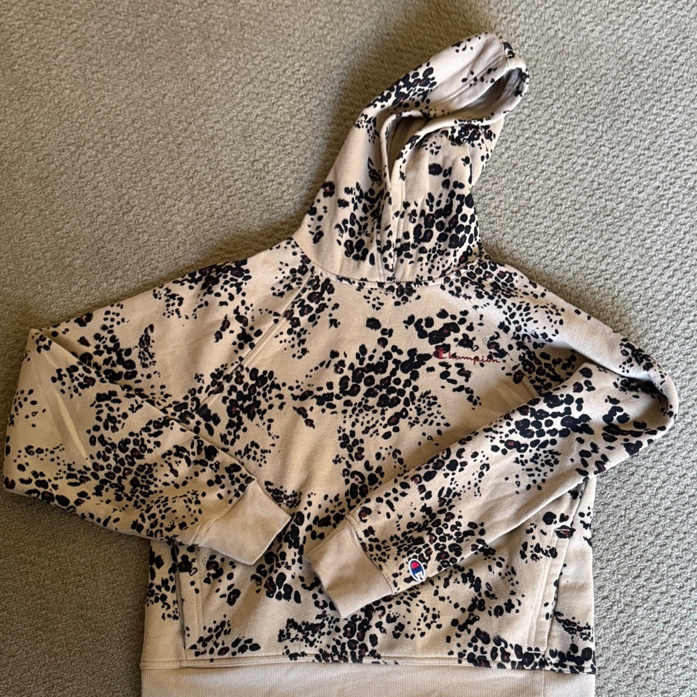 Champion Women's Tan and Black Leopard Patterned Hoodie